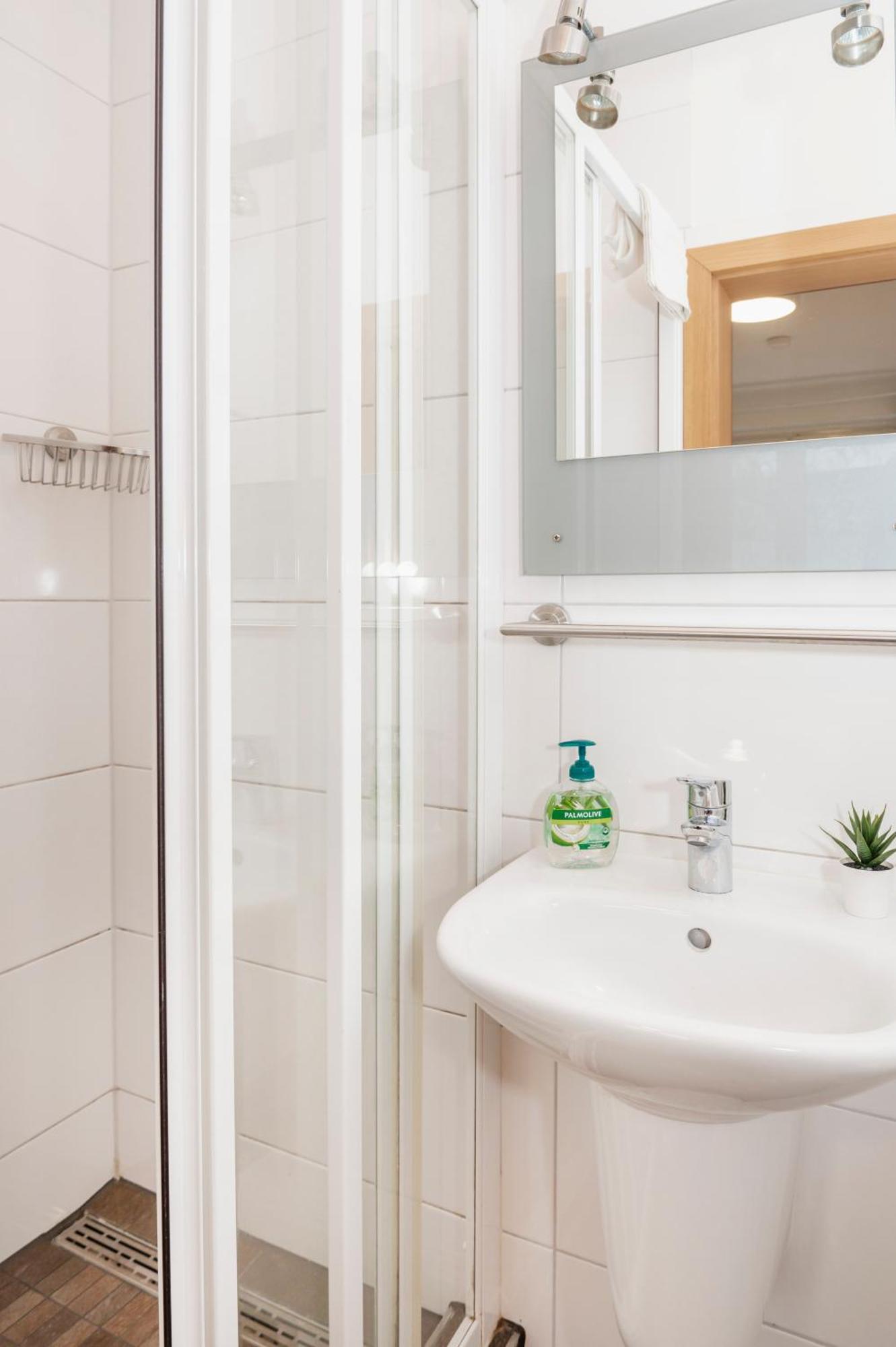 Apartamento Kurzzeitglueck 24H Self Check-In E02 Essen Exterior foto